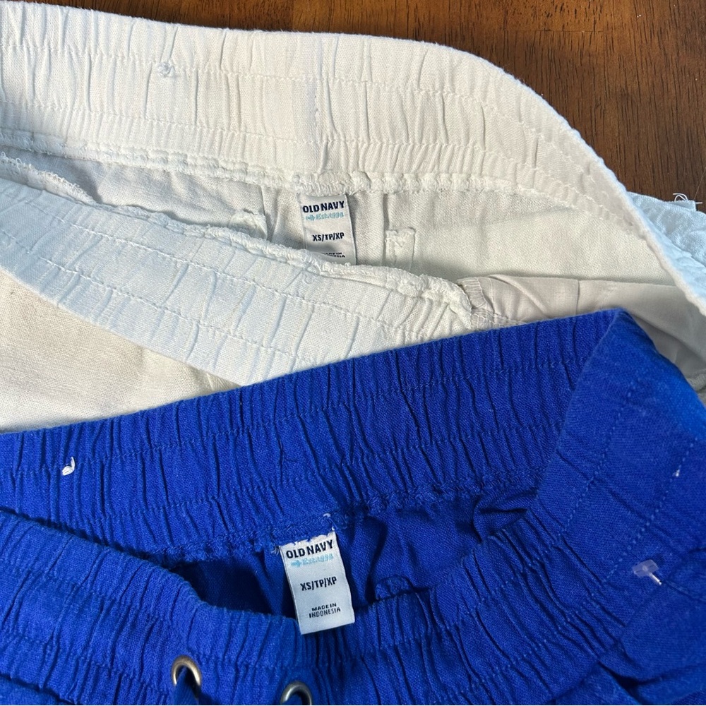 Linen Blend Shorts Bundle | Women XS |Blue & White | Elastic Waist Casual Summer - Picture 3 of 10